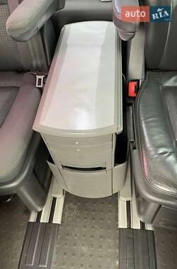 Минивэн Volkswagen Transporter 2005 в 