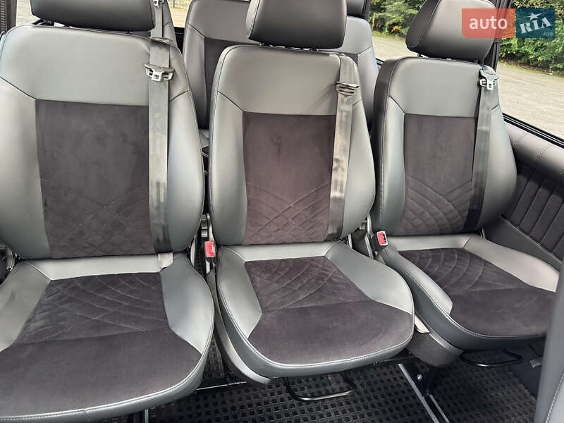 Минивэн Volkswagen Transporter 2020 в Бердичеве