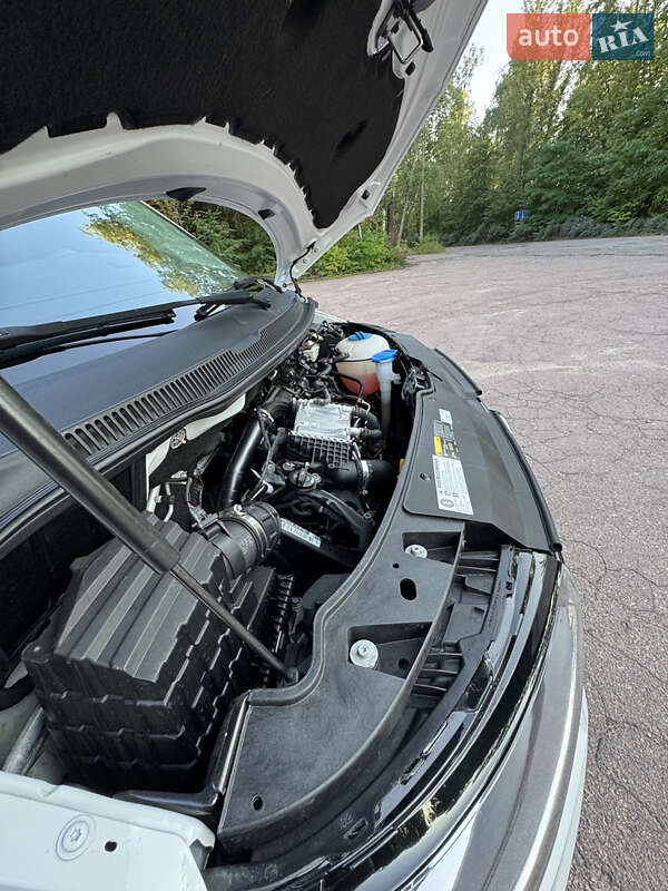 Минивэн Volkswagen Transporter 2020 в Бердичеве