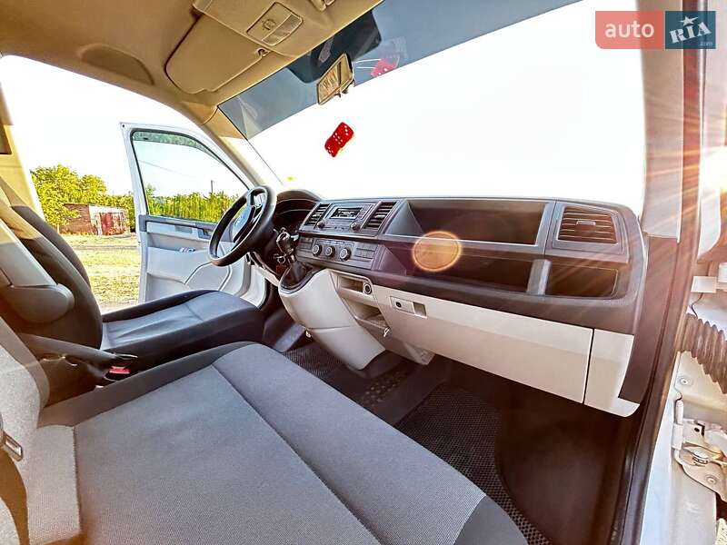 Минивэн Volkswagen Transporter 2016 в Первомайске