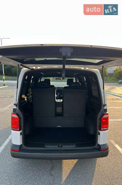 Минивэн Volkswagen Transporter 2016 в 