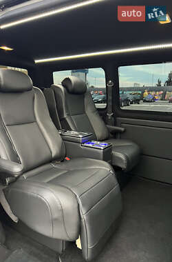 Минивэн Volkswagen Transporter 2016 в 