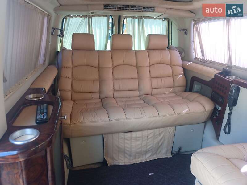 Минивэн Volkswagen Transporter 2006 в Киеве