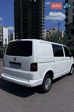Минивэн Volkswagen Transporter 2005 в Киеве