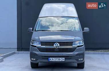 Минивэн Volkswagen Transporter 2021 в 