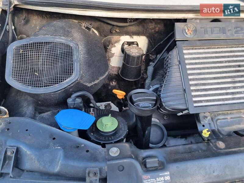 Минивэн Volkswagen Transporter 2001 в Киеве
