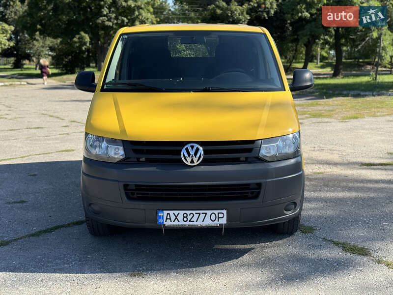 Грузовой фургон Volkswagen Transporter 2011 в Чугуеве