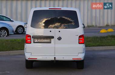 Минивэн Volkswagen Transporter 2018 в 
