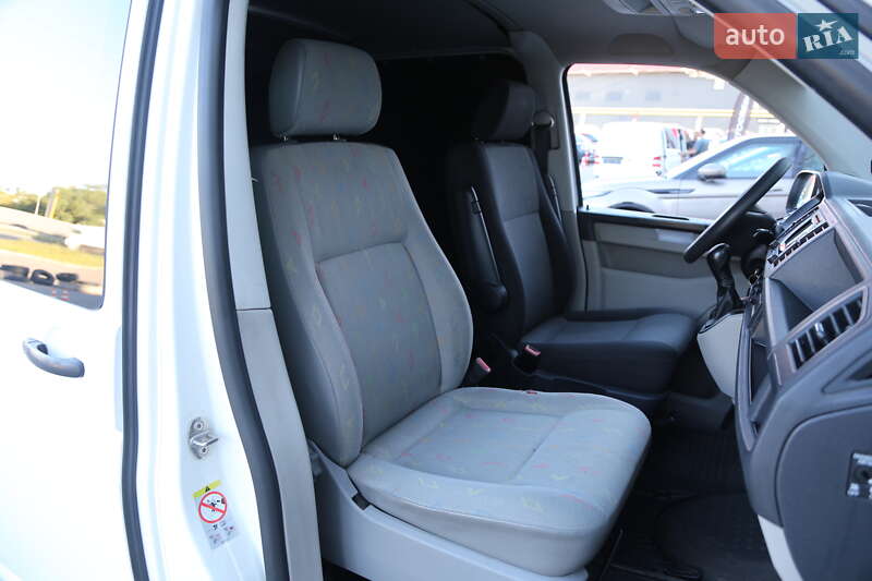 Минивэн Volkswagen Transporter 2018 в Киеве