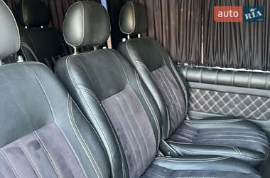 Минивэн Volkswagen Transporter 2015 в 