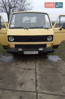 Микроавтобус Volkswagen Transporter 1986 в 
