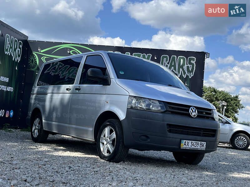 Мінівен Volkswagen Transporter 2010 в Харкові