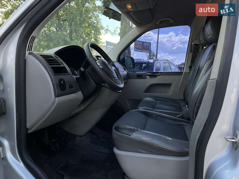 Мінівен Volkswagen Transporter 2010 в Харкові