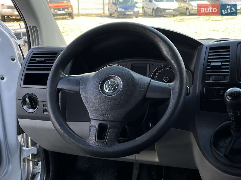 Мінівен Volkswagen Transporter 2010 в Харкові