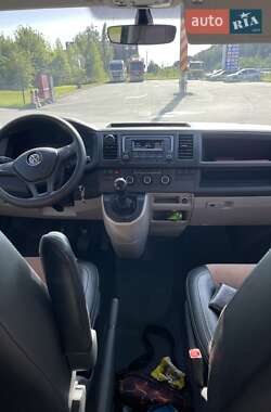 Минивэн Volkswagen Transporter 2018 в 