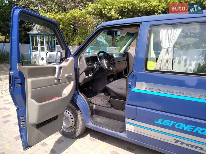 Минивэн Volkswagen Transporter 2003 в Каменец-Подольском фото 12 Минивэн Volkswagen Transporter 2003 в Каменец-Подольском