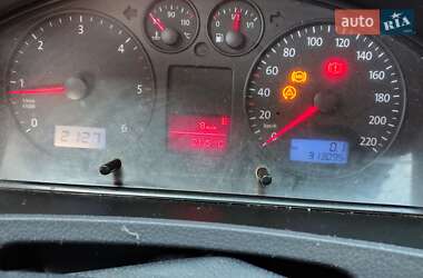 Минивэн Volkswagen Transporter 2007 в 