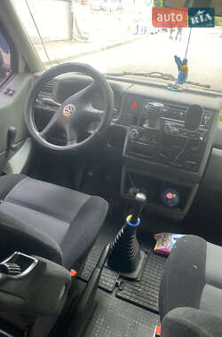 Минивэн Volkswagen Transporter 2000 в 