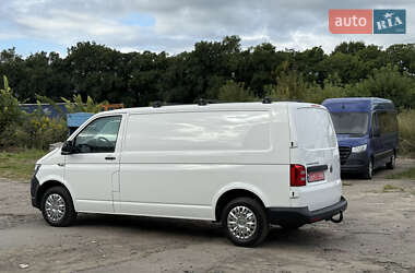 Грузовой фургон Volkswagen Transporter 2016 в 