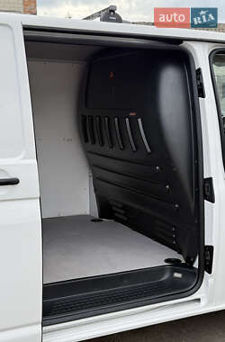Грузовой фургон Volkswagen Transporter 2016 в 
