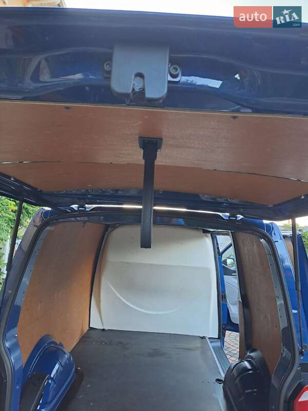 Микроавтобус Volkswagen Transporter 2017 в Ровно