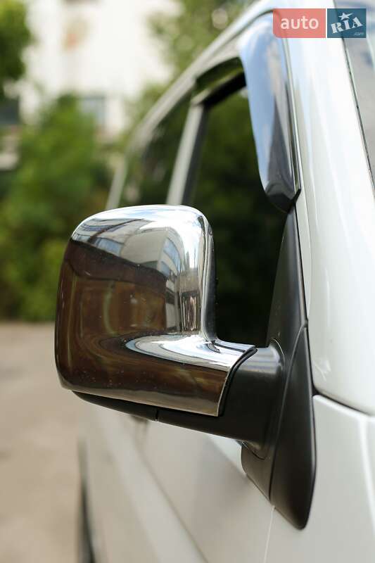 Минивэн Volkswagen Transporter 2008 в Киеве