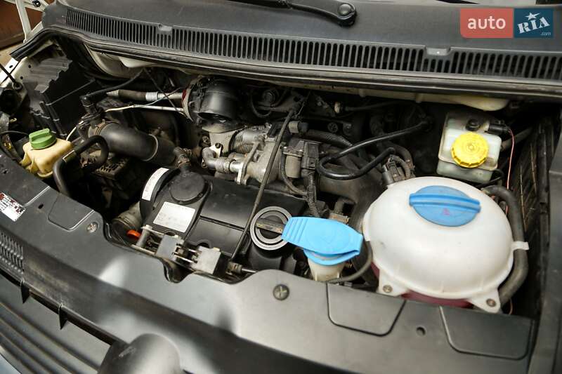 Минивэн Volkswagen Transporter 2008 в Киеве