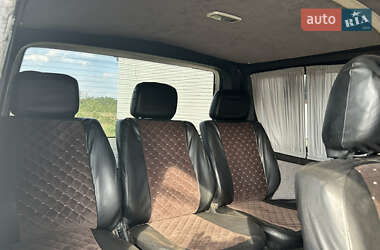 Минивэн Volkswagen Transporter 2004 в 
