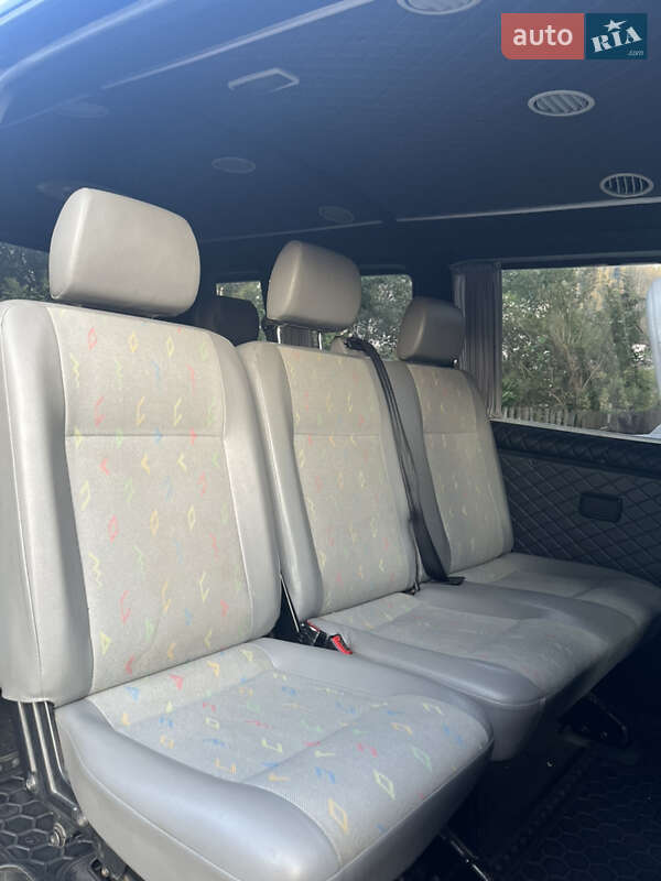 Мінівен Volkswagen Transporter 2008 в Яремчі фото 7 Мінівен Volkswagen Transporter 2008 в Яремчі