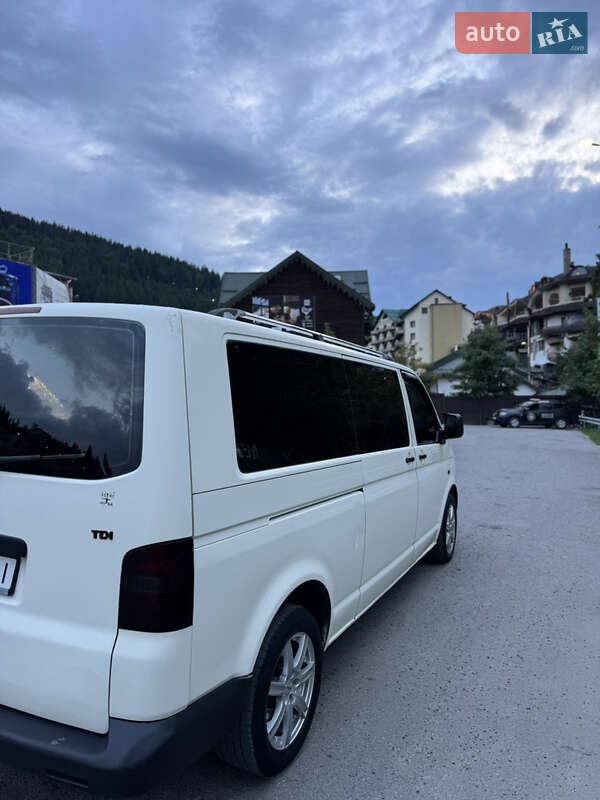 Минивэн Volkswagen Transporter 2004 в Буковеле