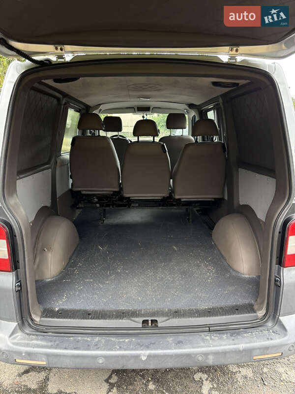 Минивэн Volkswagen Transporter 2010 в Луцке