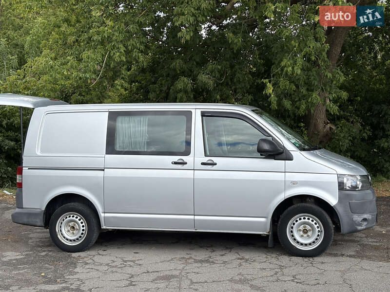 Минивэн Volkswagen Transporter 2010 в Луцке