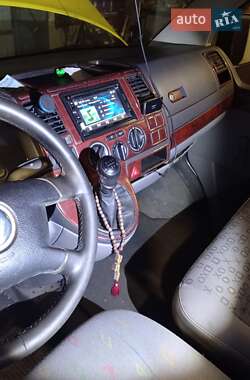 Мікроавтобус Volkswagen Transporter 2005 в Лисянці
