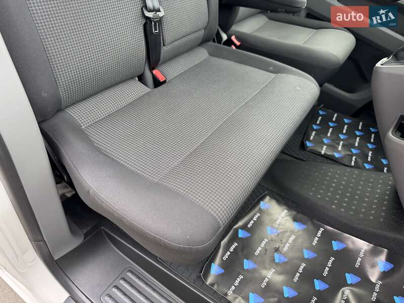 Грузовой фургон Volkswagen Transporter 2020 в Ровно