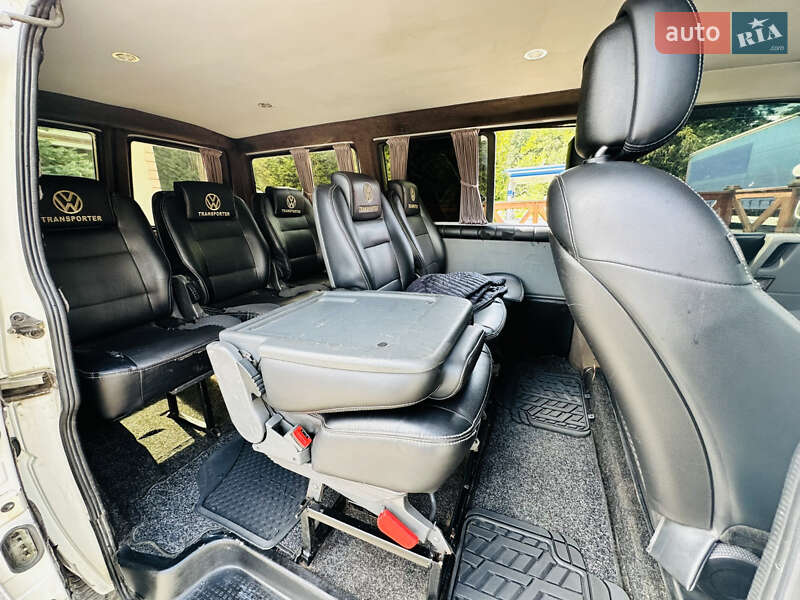 Минивэн Volkswagen Transporter 2002 в Львове