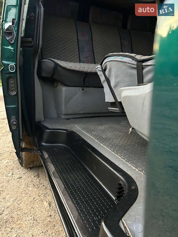 Минивэн Volkswagen Transporter 1998 в Яремче