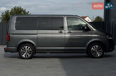 Минивэн Volkswagen Transporter 2021 в 