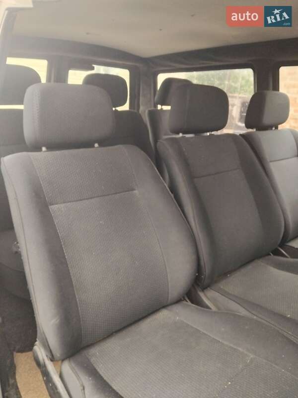 Мінівен Volkswagen Transporter 2002 в Чернігові