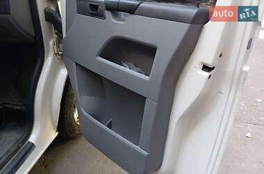 Минивэн Volkswagen Transporter 2006 в 