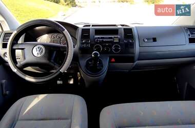 Минивэн Volkswagen Transporter 2006 в 