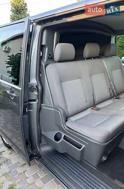 Минивэн Volkswagen Transporter 2011 в 