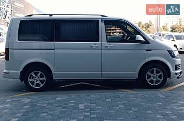 Минивэн Volkswagen Transporter 2015 в 