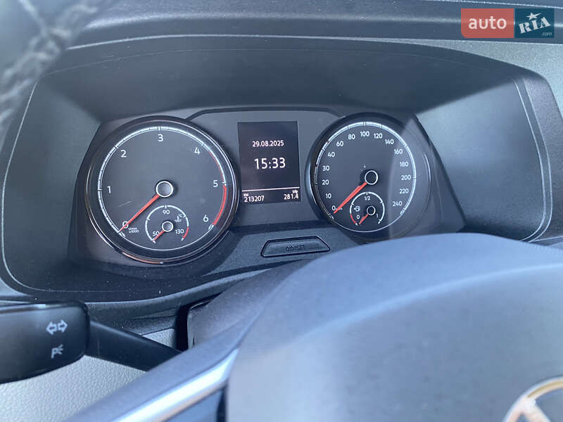 Грузовой фургон Volkswagen Transporter 2021 в Ирпене