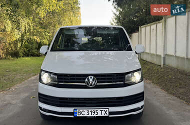 Минивэн Volkswagen Transporter 2016 в 