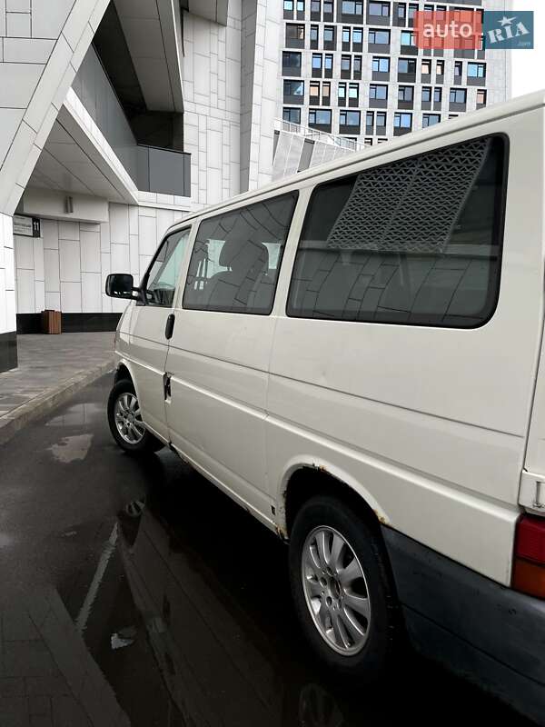 Мінівен Volkswagen Transporter 2003 в Києві