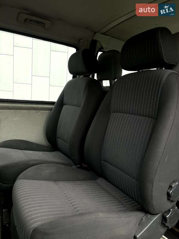 Мінівен Volkswagen Transporter 2003 в Києві