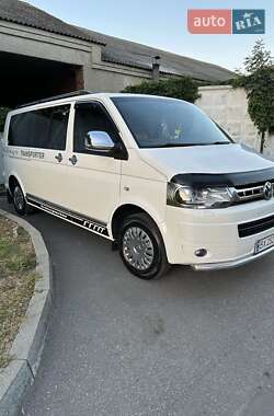 Мінівен Volkswagen Transporter 2014 в Хмельницькому