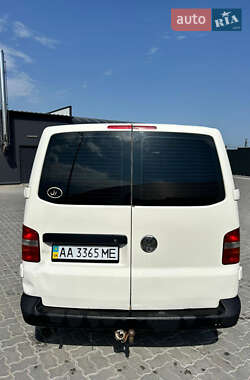 Грузовой фургон Volkswagen Transporter 2004 в 