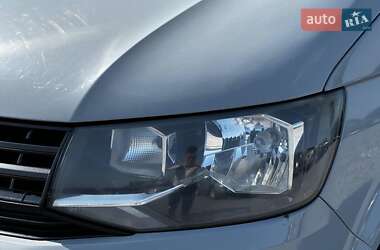 Минивэн Volkswagen Transporter 2016 в 