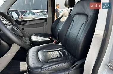 Минивэн Volkswagen Transporter 2016 в 